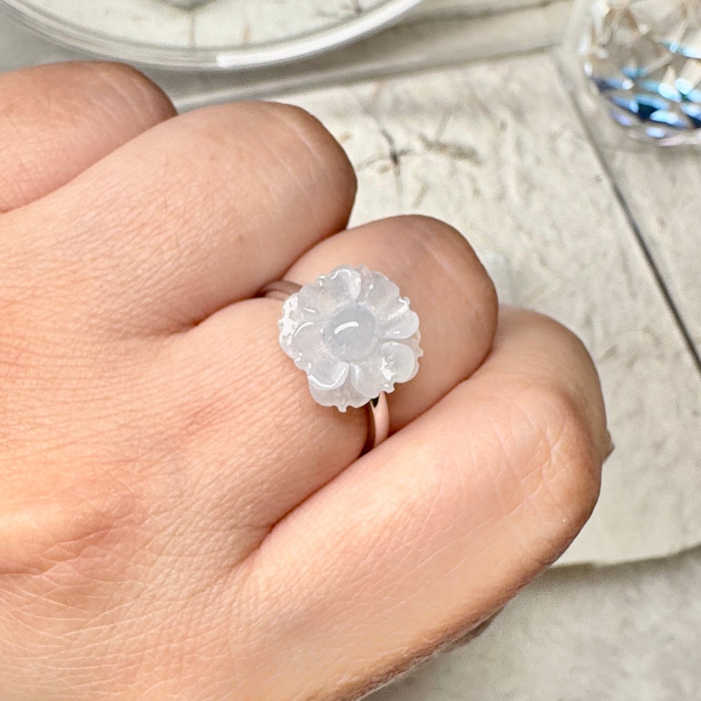 Translucent Jadeite Carved Flower Ring (18K White Gold)