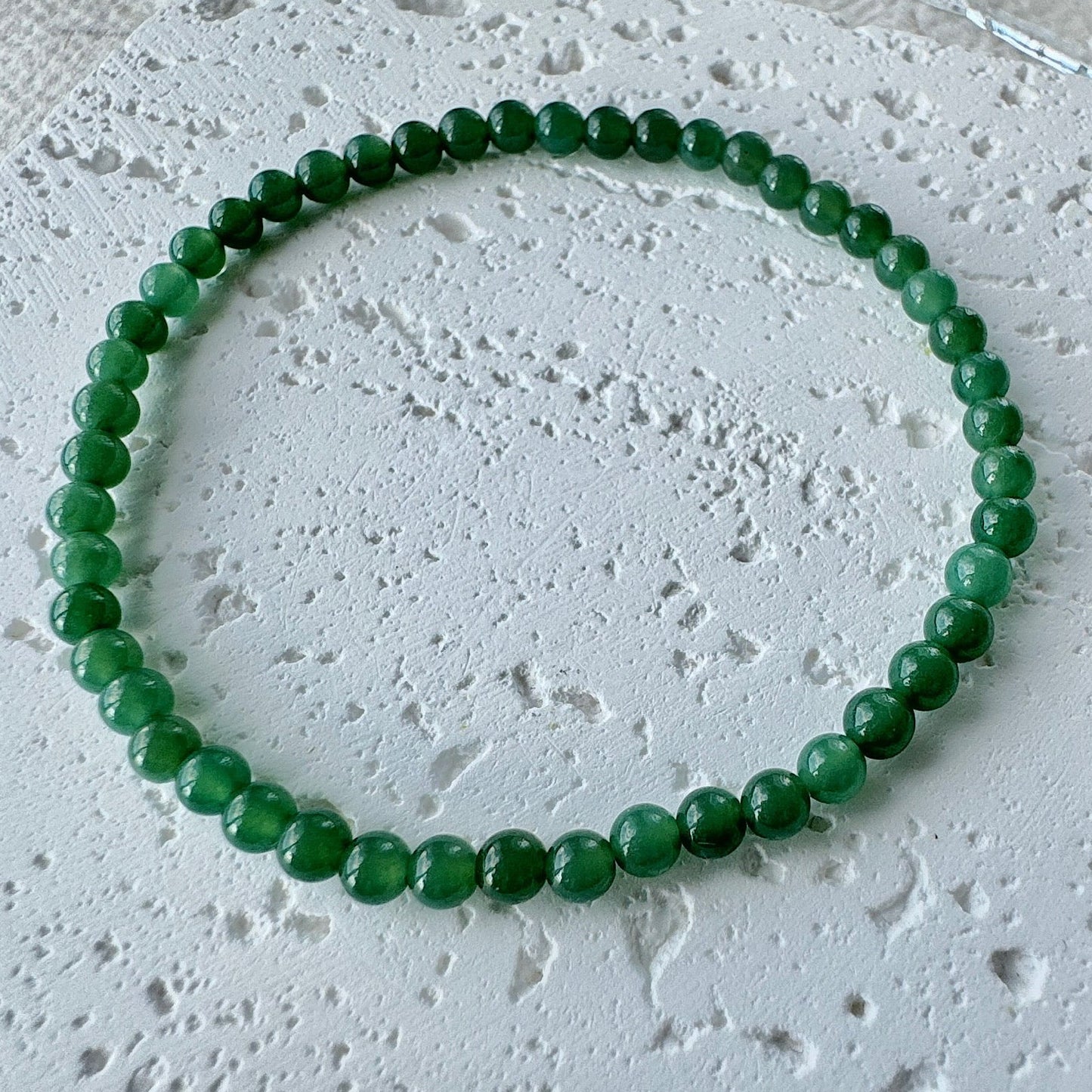 Dark Green Fine Jadeite Beads Bracelet (c.4mm+)