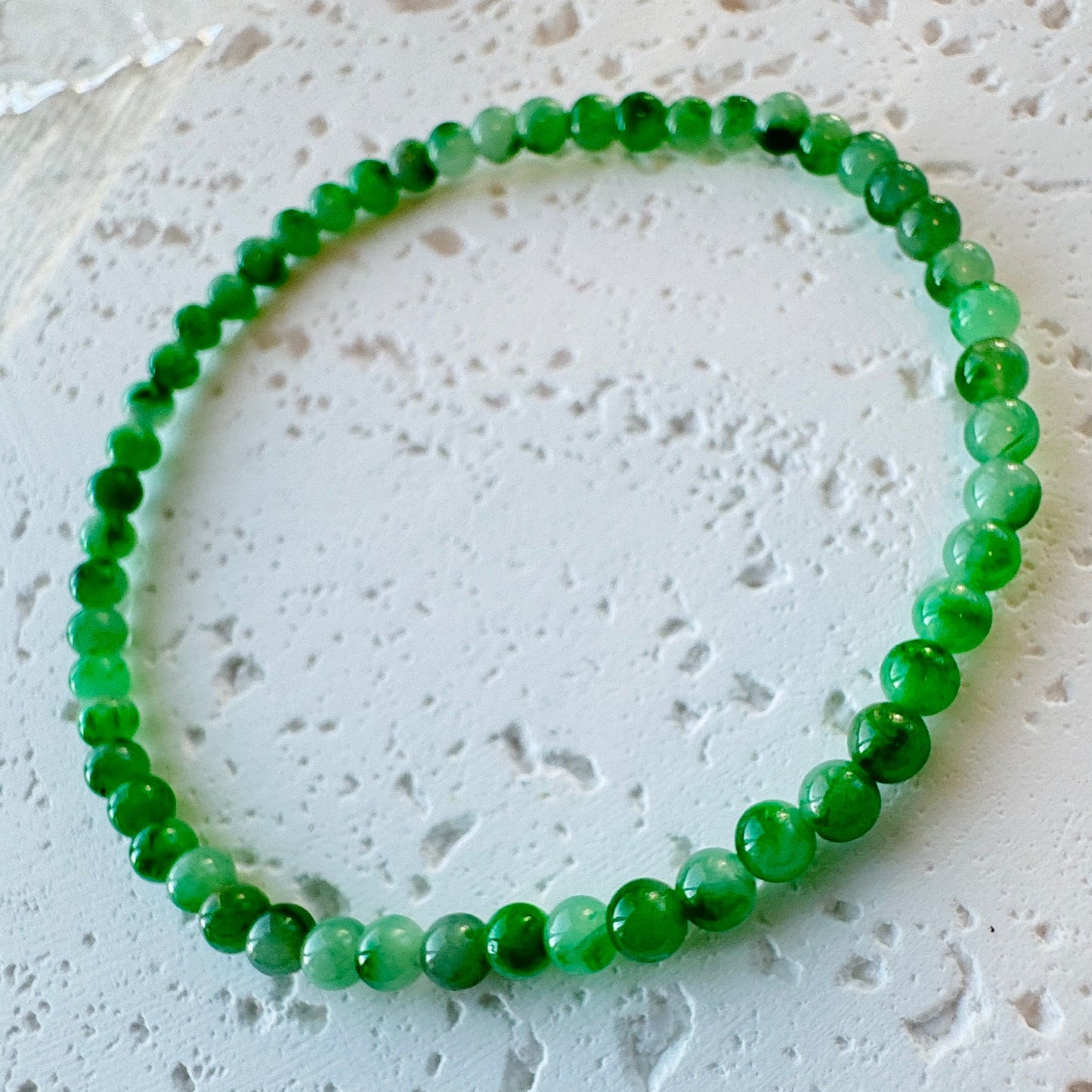 Green Fine Jadeite Beads Bracelet (c.3mm+)