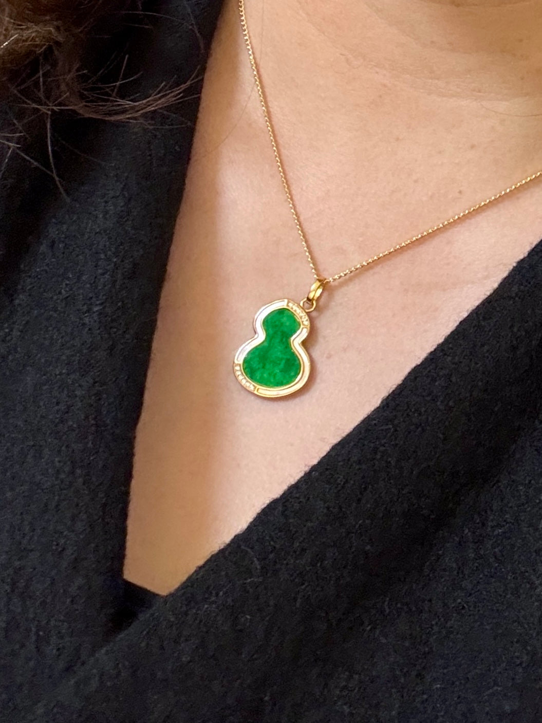 Green Hulu Calabash Jadeite Pendant Necklace