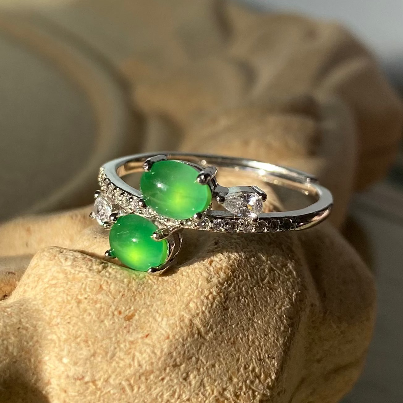 Double Green Jadeite Cabochon Ring  (Jade Essentials · Gold-Plated Silver)