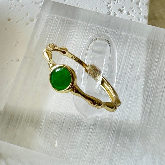 Circle Disc Green Jadeite Ring