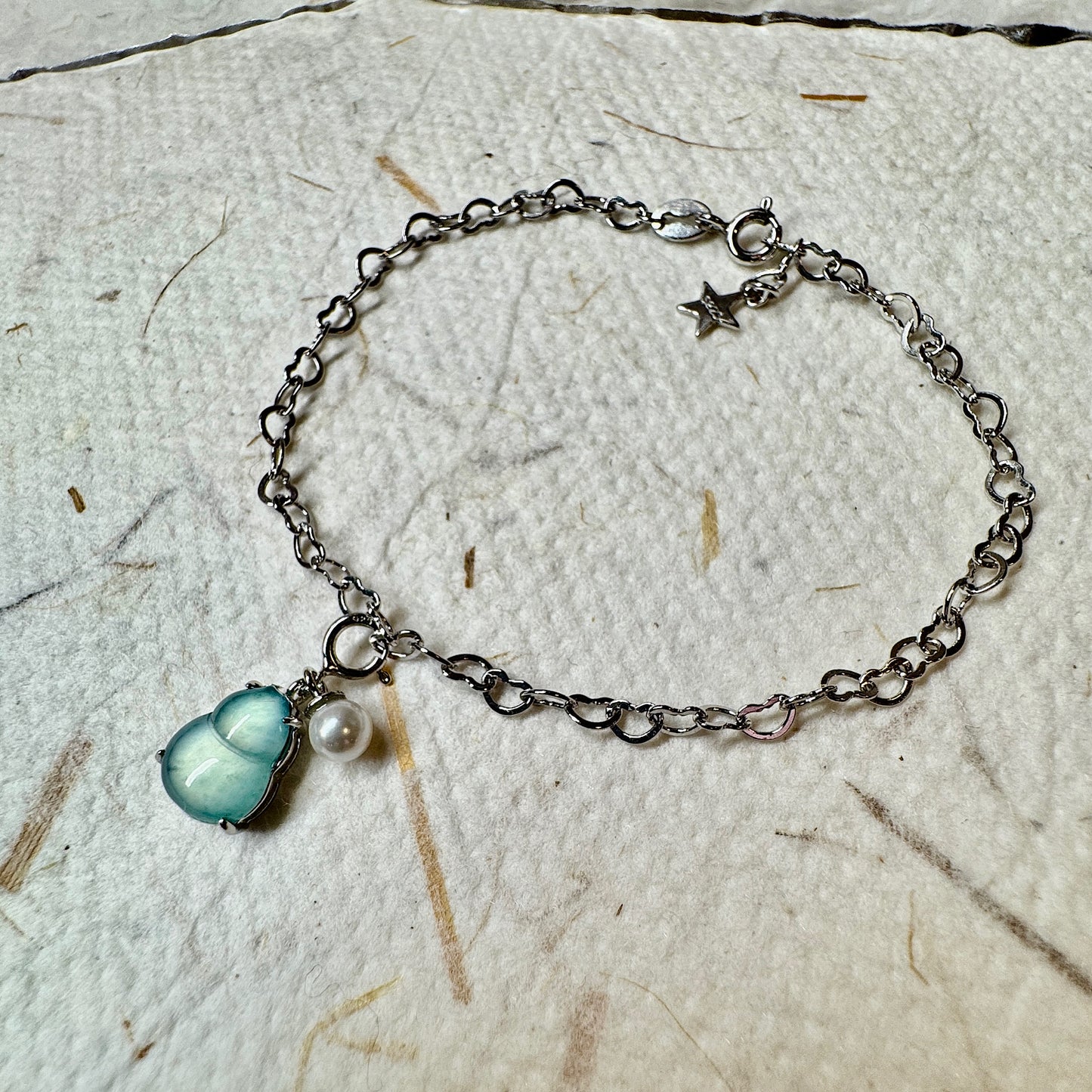 Icy Blue Hulu Jadeite Charm (Excl. Bracelet)