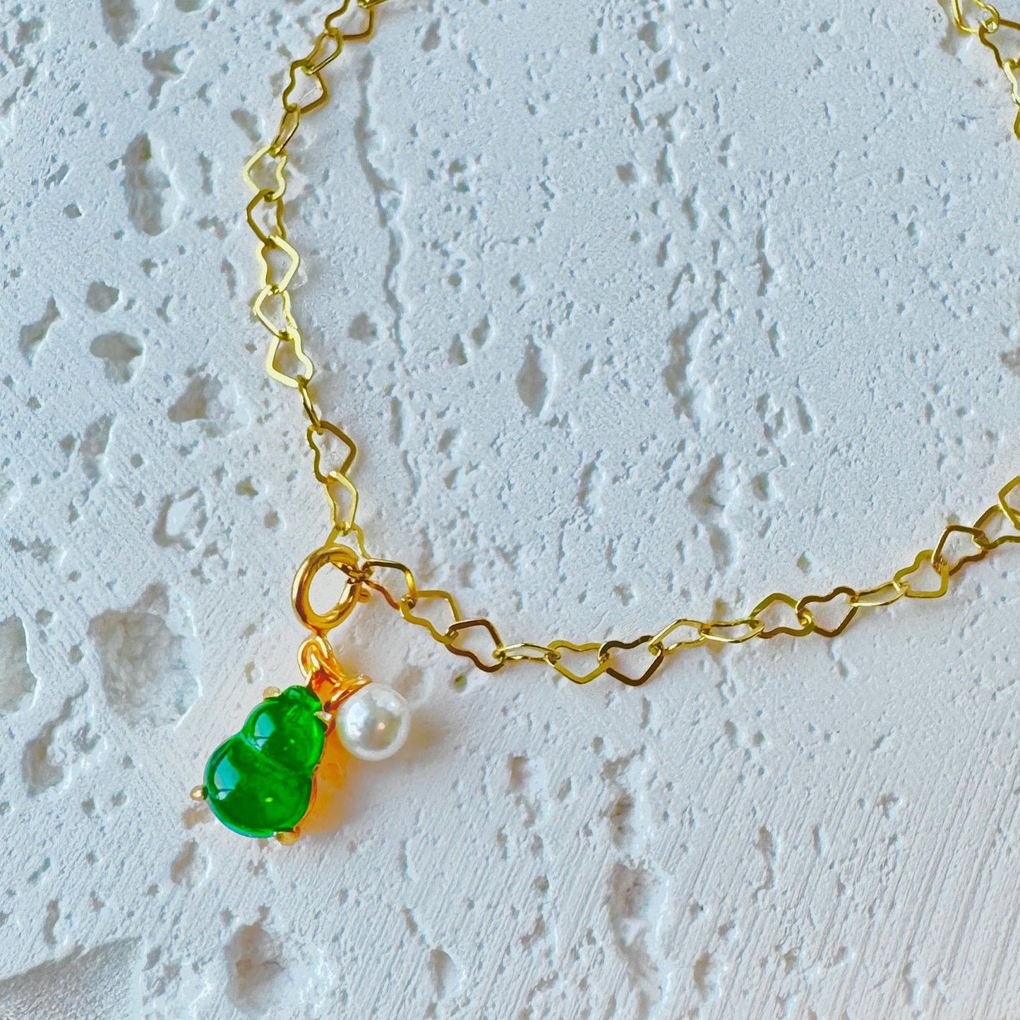 Hulu Green Jadeite Charm (Excl. Bracelet)
