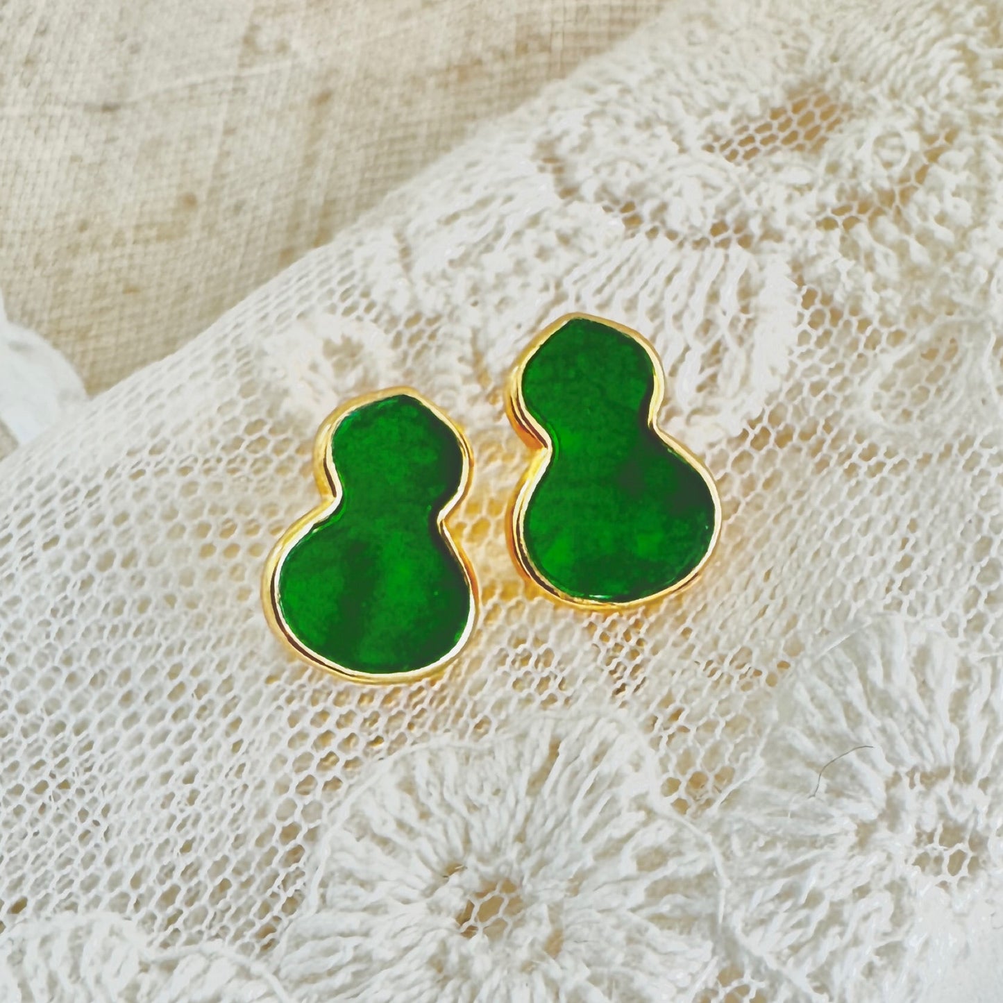 Green Hulu Calabash Jadeite Earrings