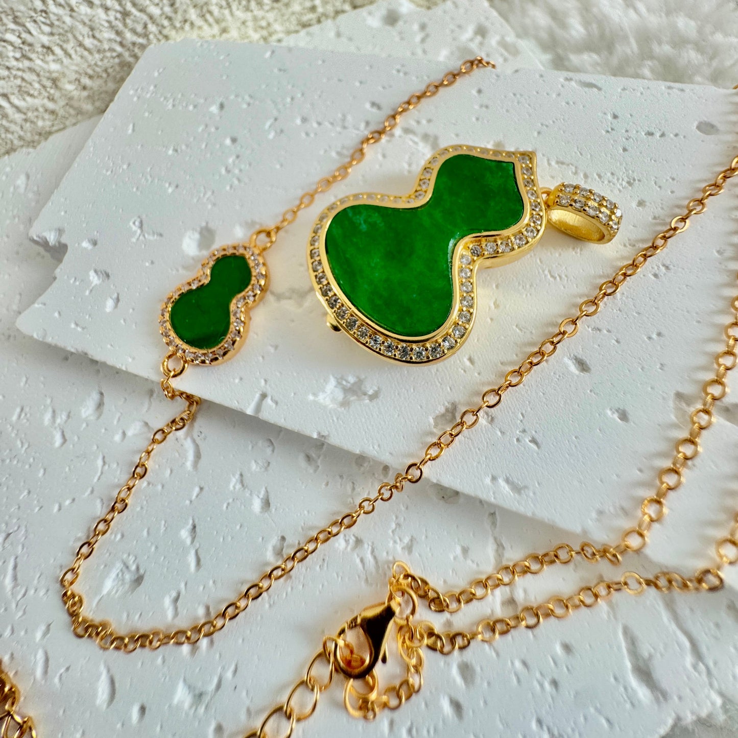 Green Hulu Calabash Jadeite Locket Necklace