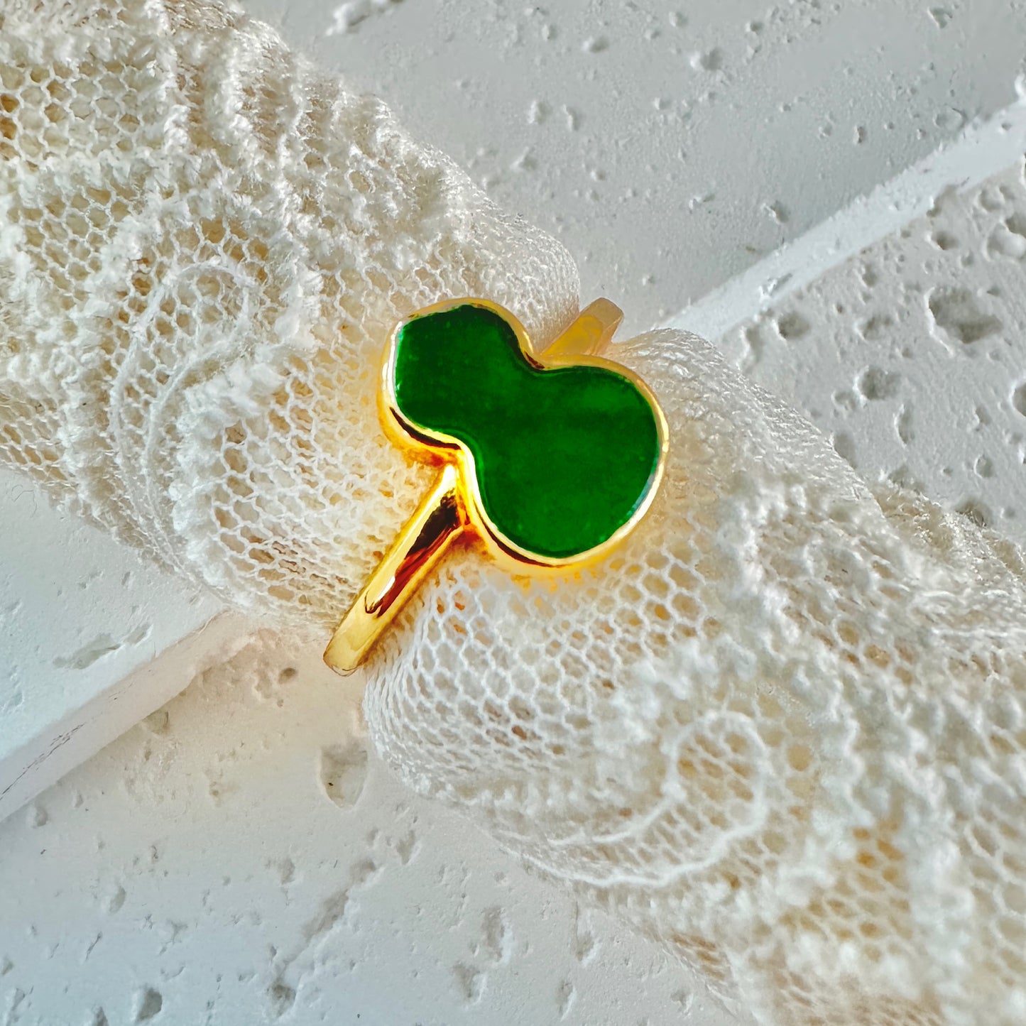 Green Hulu Calabash Jadeite Ring